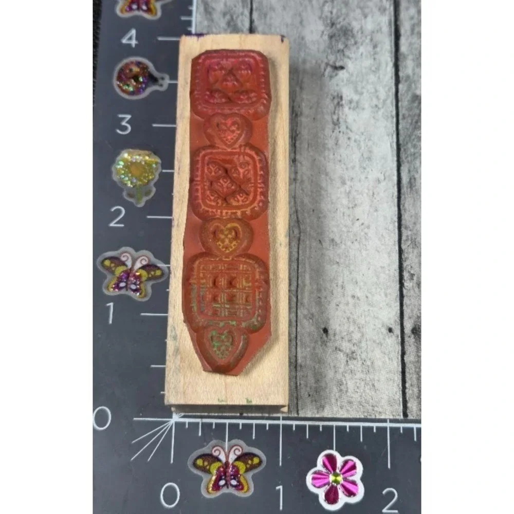 D Hunter Stitch Design Border Quilted Hearts Squares Rubber Stamp Wood #P57